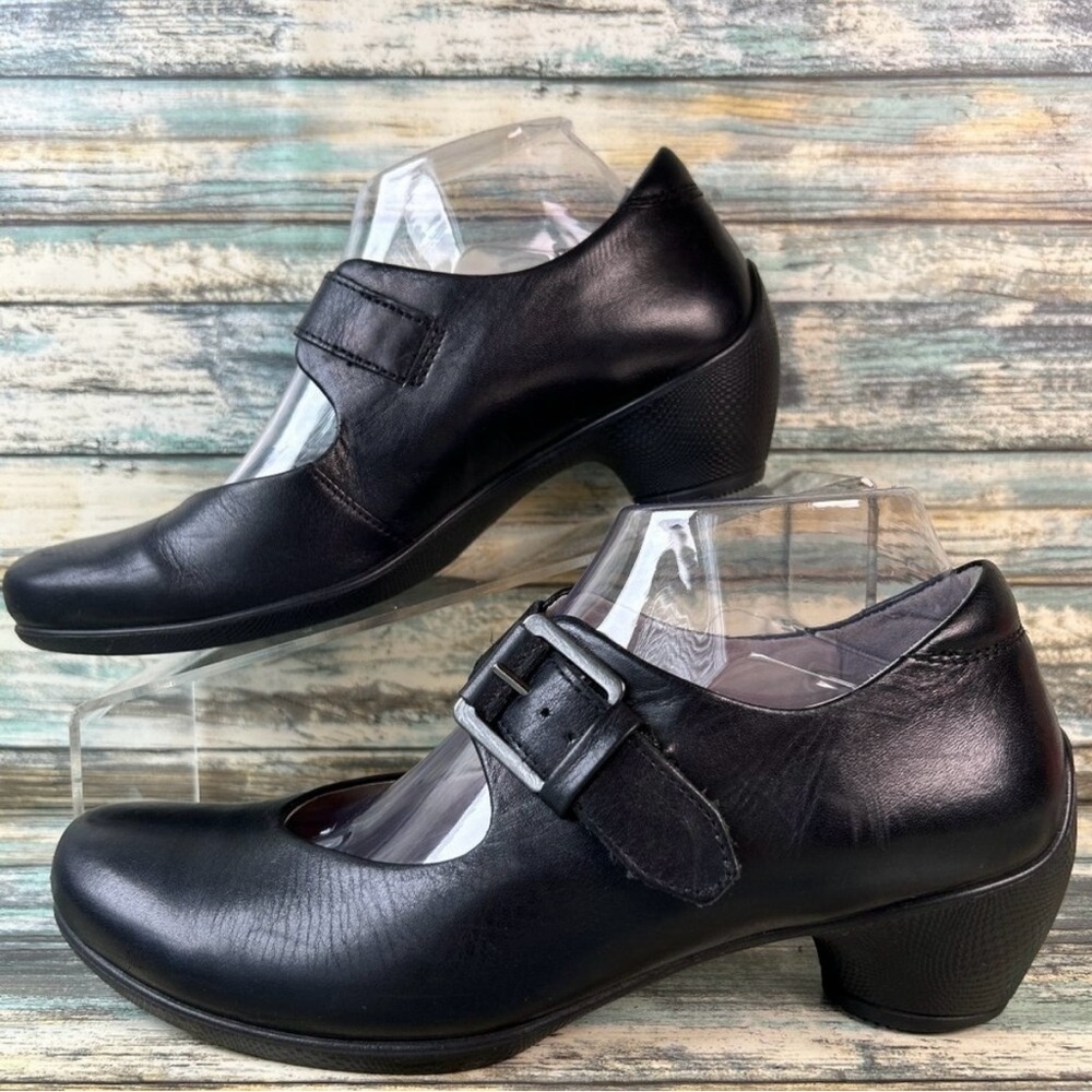 Ecco Mary Jane Pumps Womens 7-7.5 Black Leather Adjustable Strap Dress Shoes